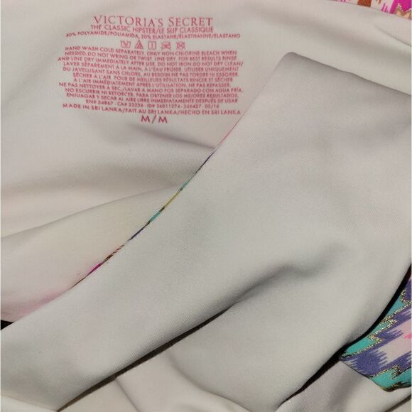 NWOT Victoria's Secret Hot Pink Wrap Around Halter Bikini Top and Bottoms 34B M - Picture 11 of 11